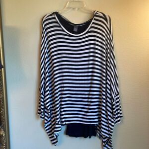 Chelsea and Theodore layered stripe dolman tee women’s size large